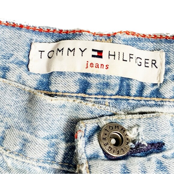90s Tommy Hilfiger Distressed & Relaxed Grunge Light Wash Denim Jeans - Picture 3 of 3